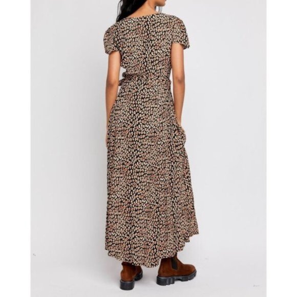 New Free People gorgeous Jess wrap maxi dress in neutral combo size M D7955 - Picture 4 of 12